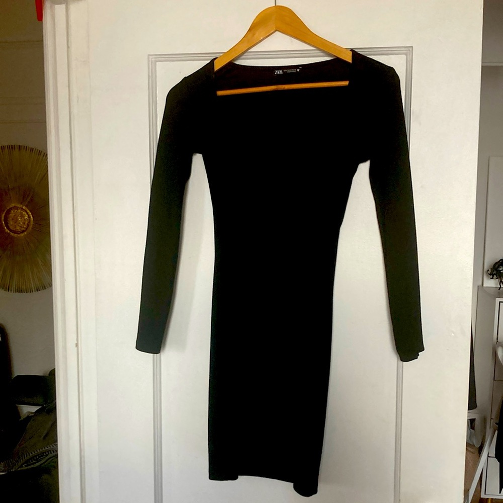 Long sleeve Zara black bodycon knit dress, small